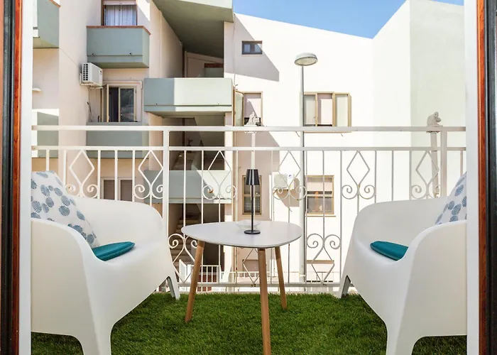 Calamoresca Bed & Breakfast 4*