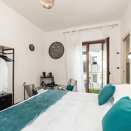 Bed & Breakfast Calamoresca Àrbatax